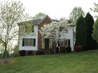 340 Natalie Dr, Winston Salem, NC 27104