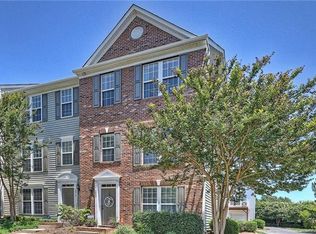 15823 Castle Watch Ave, Charlotte, NC 28277