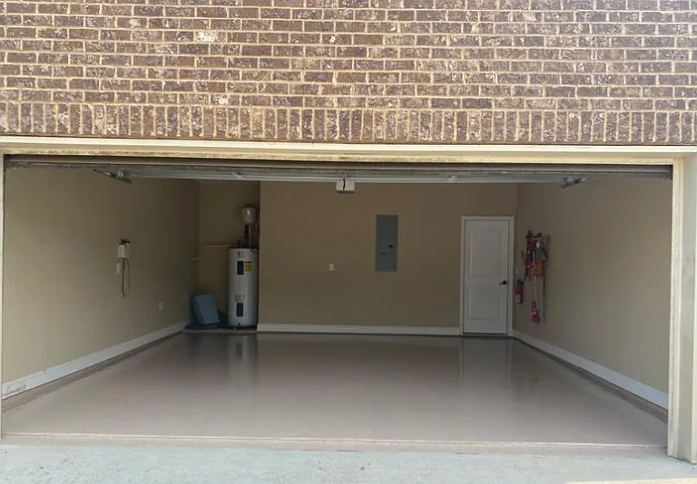 319 Haywood Dr — Photo 60