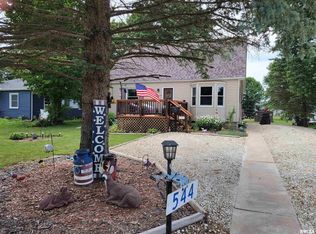 544 S Main St, Farmington, IL 61531