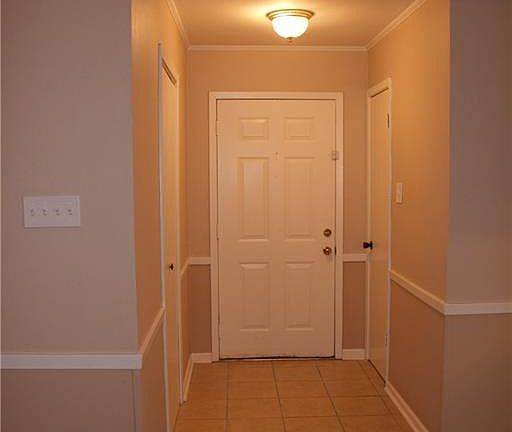 2nd image of 942 Woodyard Dr