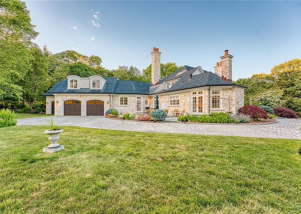 50 Skating Pond Ln, Saunderstown, RI 02874 Zillow