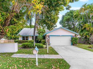 399 NW 35th Pl, Boca Raton, FL 33431