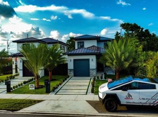 707 E 32nd St, Hialeah, FL 33013