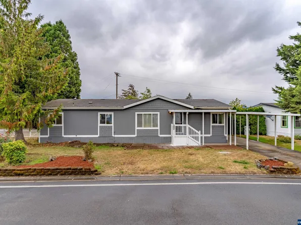 601 Windemere St #63, Aumsville, OR 97325