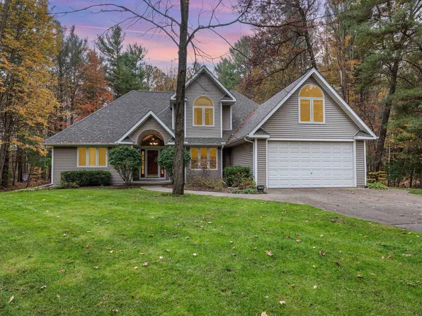 2359 N Birchridge Dr, Midland, MI 48642