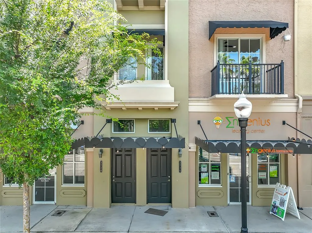 3 bed, 2.5 bath, 1904 sqft, $2,700 — Photo 1