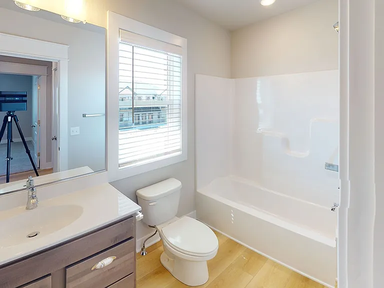 1105 Ida Pl — Photo 7
