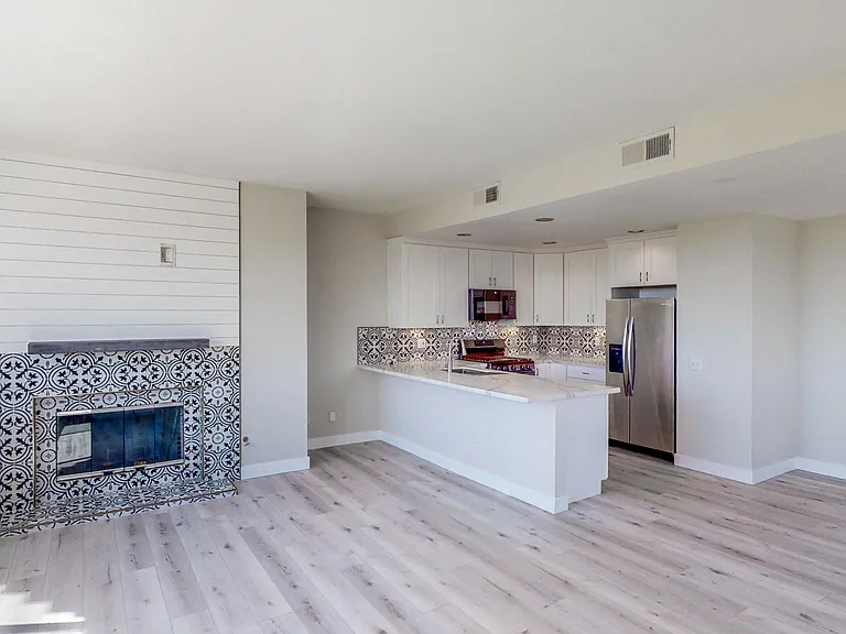192 Imperial Beach Blvd — Photo 17