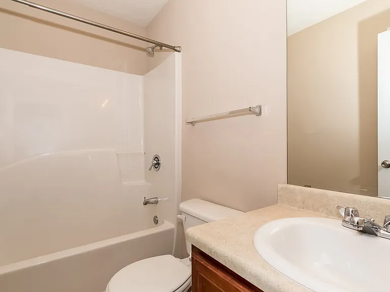 86 Saint Charles Pl — Photo 13