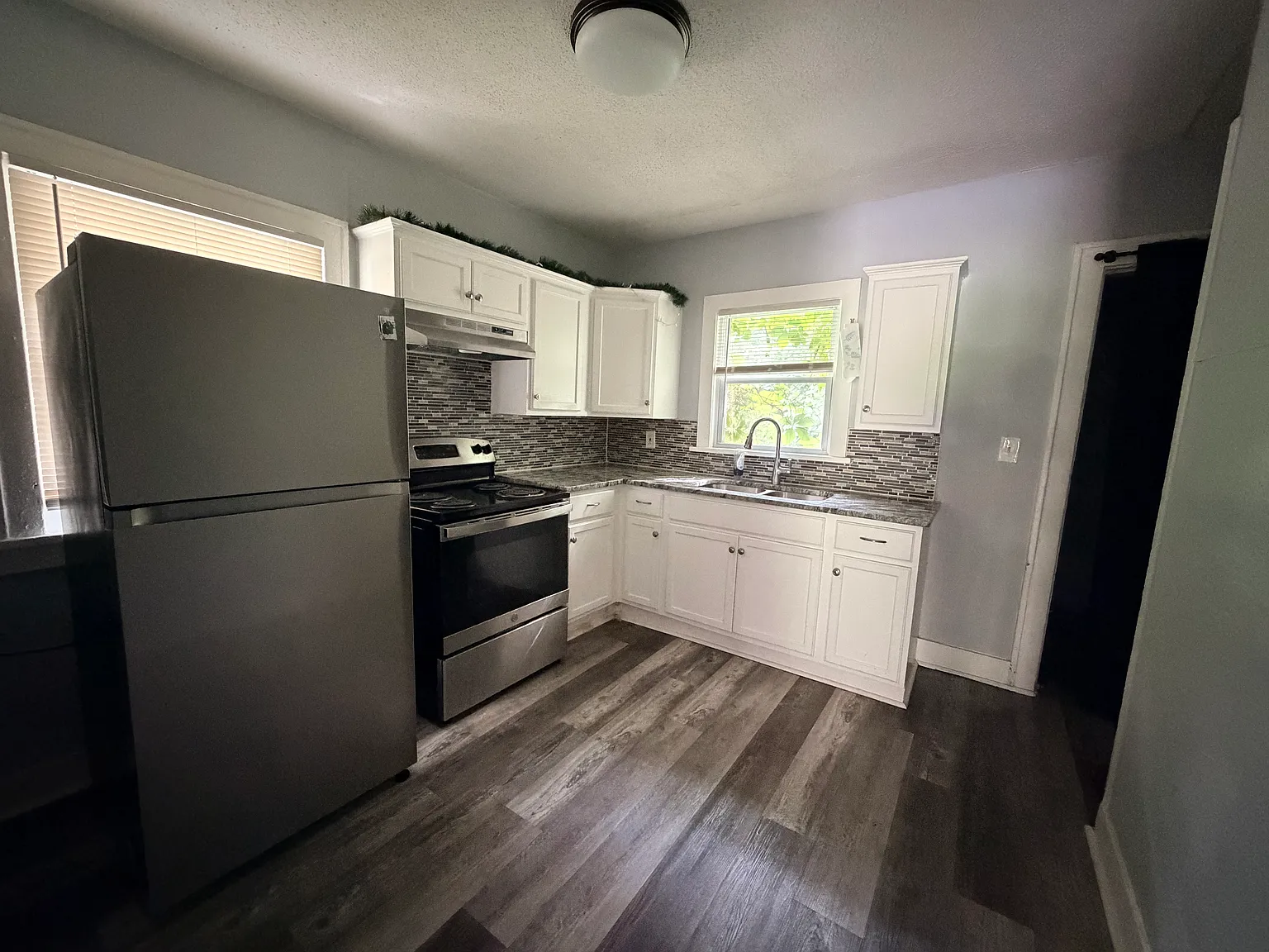 2 bed, 864 sqft, $1,125 — Photo 3