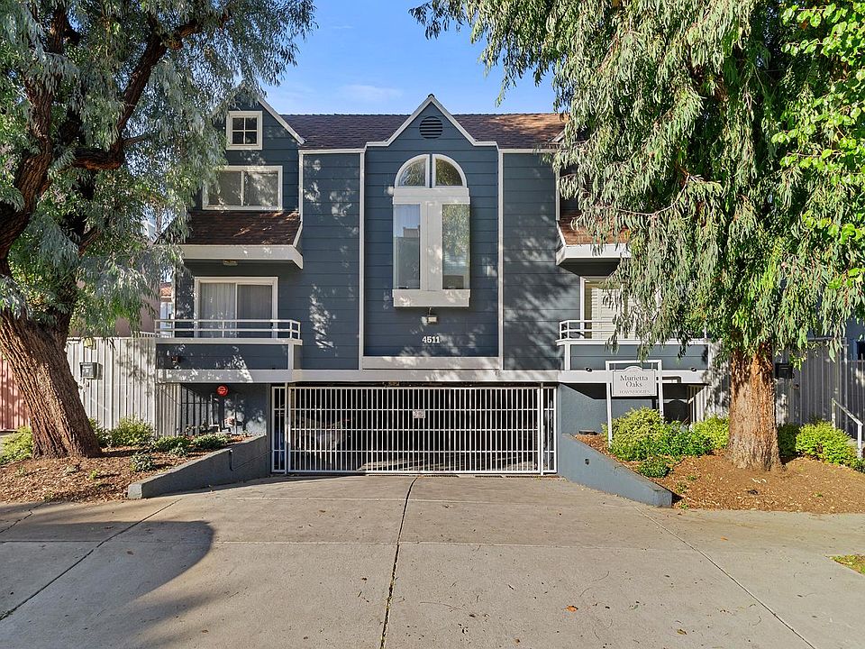 Entrance - Underground parking