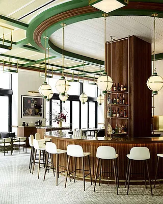 Rented by Greystar | media 34