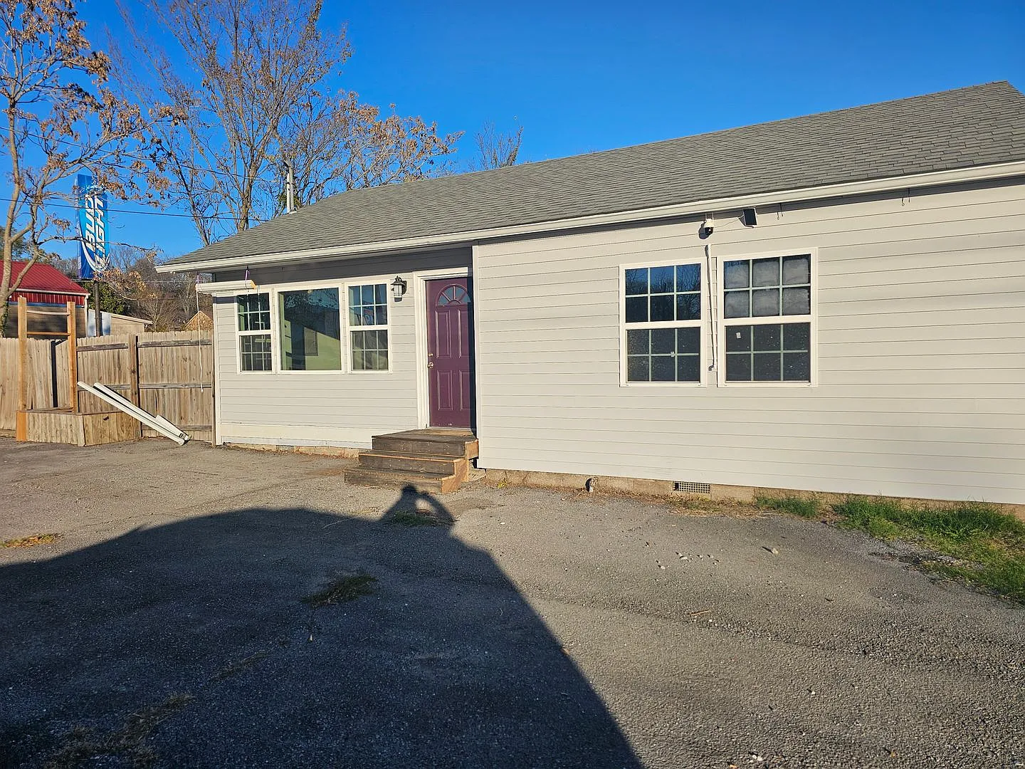Nice 2 bedroom 1 bath home — Photo 1