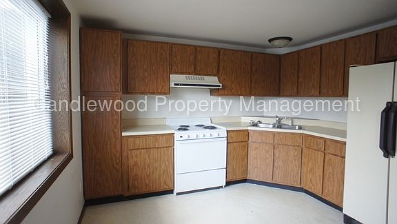 3rd image of 2840 Plover Springs Dr APT 20