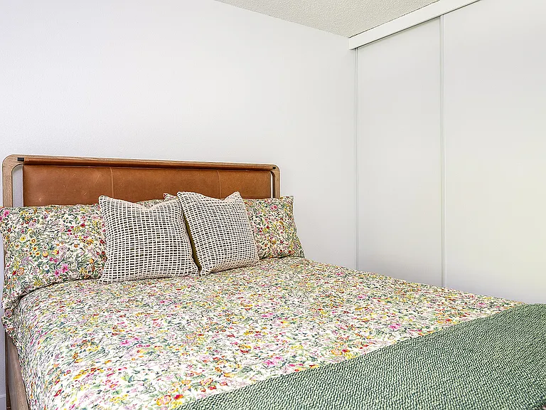 Westwood Green Apartments — Photo 25