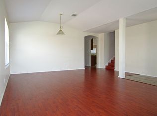 206 Washington Square Dr, Leander, TX 78641