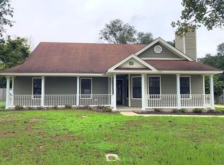 3731 Hampton Oaks Dr, Millbrook, AL 36054