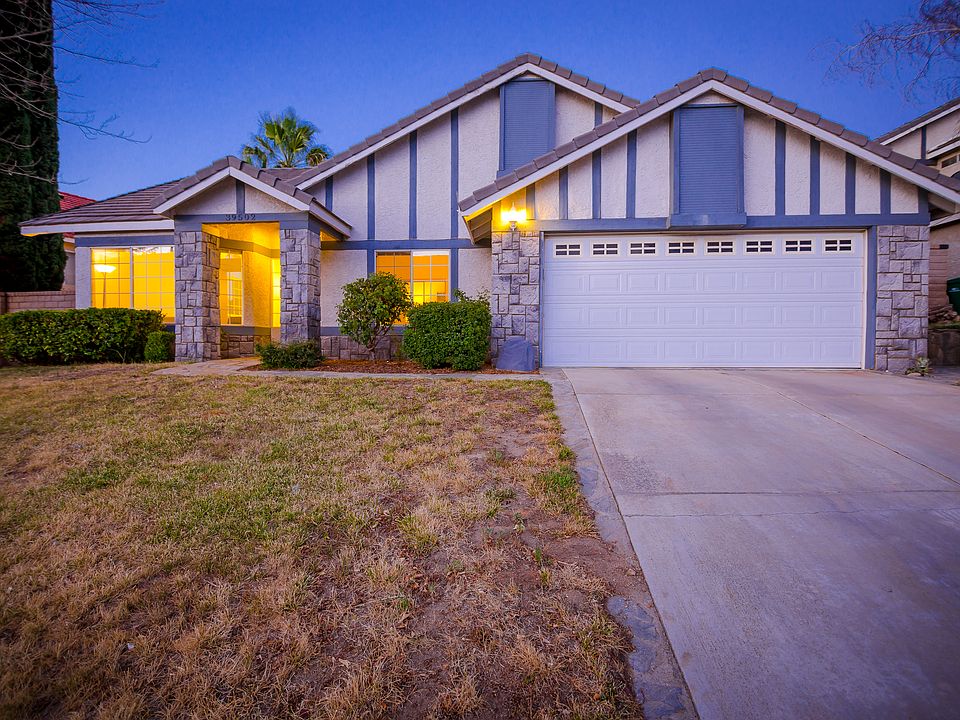 2nd image of 39502 Beacon Ln