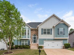 111 Arena Trl, Dallas, GA 30157