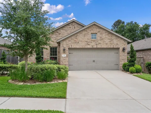 106 E Silky Sephora Ct, Montgomery, TX 77316