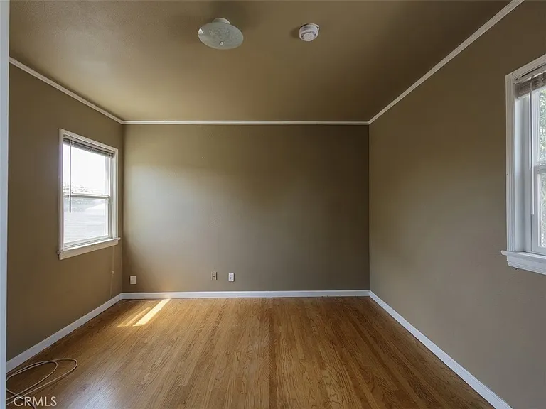 3907 Edgehill Dr — Photo 43