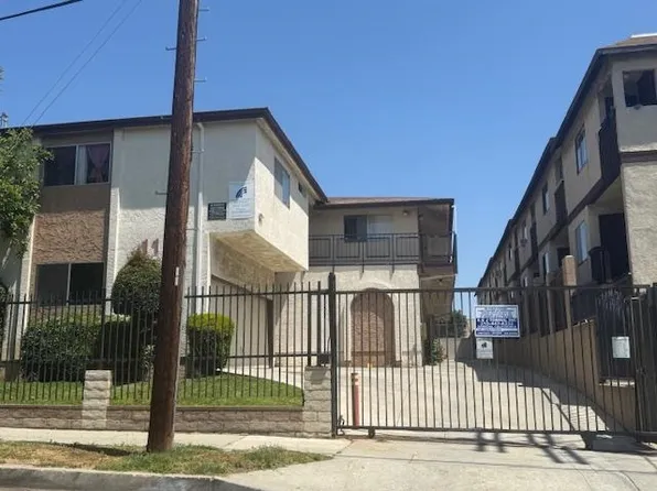 1127 W 252nd St, Harbor City, CA 90710