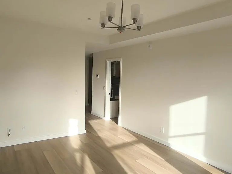 La Playa Apartments — Photo 14