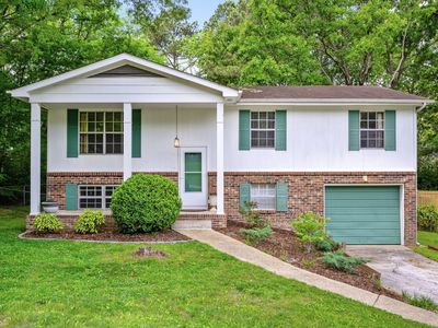 8326 Middle Rd, Ooltewah, TN, 37363