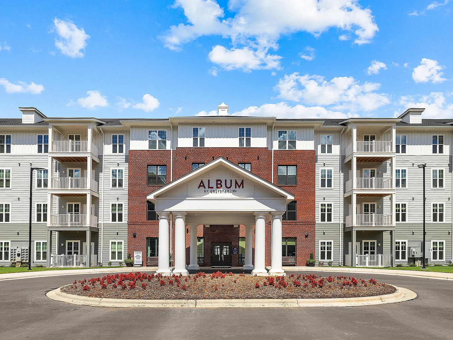 Album Matthews 55+ Active Adult Apartments — Photo 1