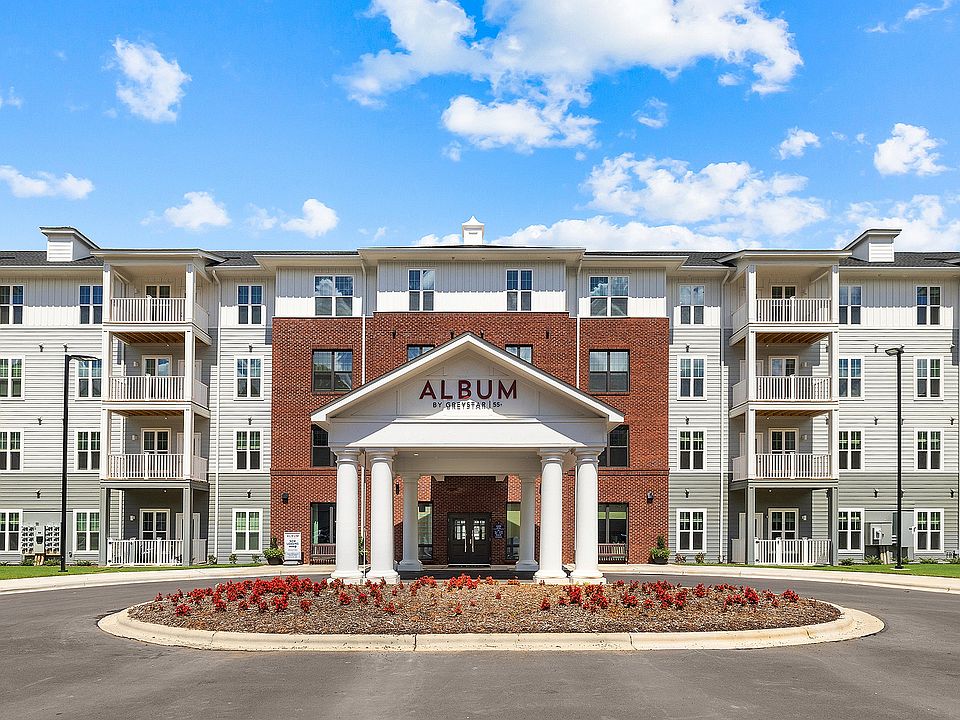 Album Matthews - Building Exterior 1