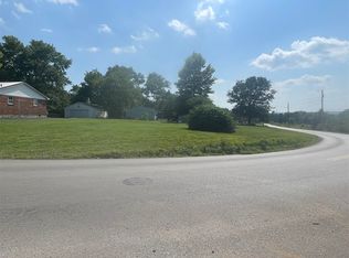 835 Glen Lily Rd, Bowling Green, KY 42101