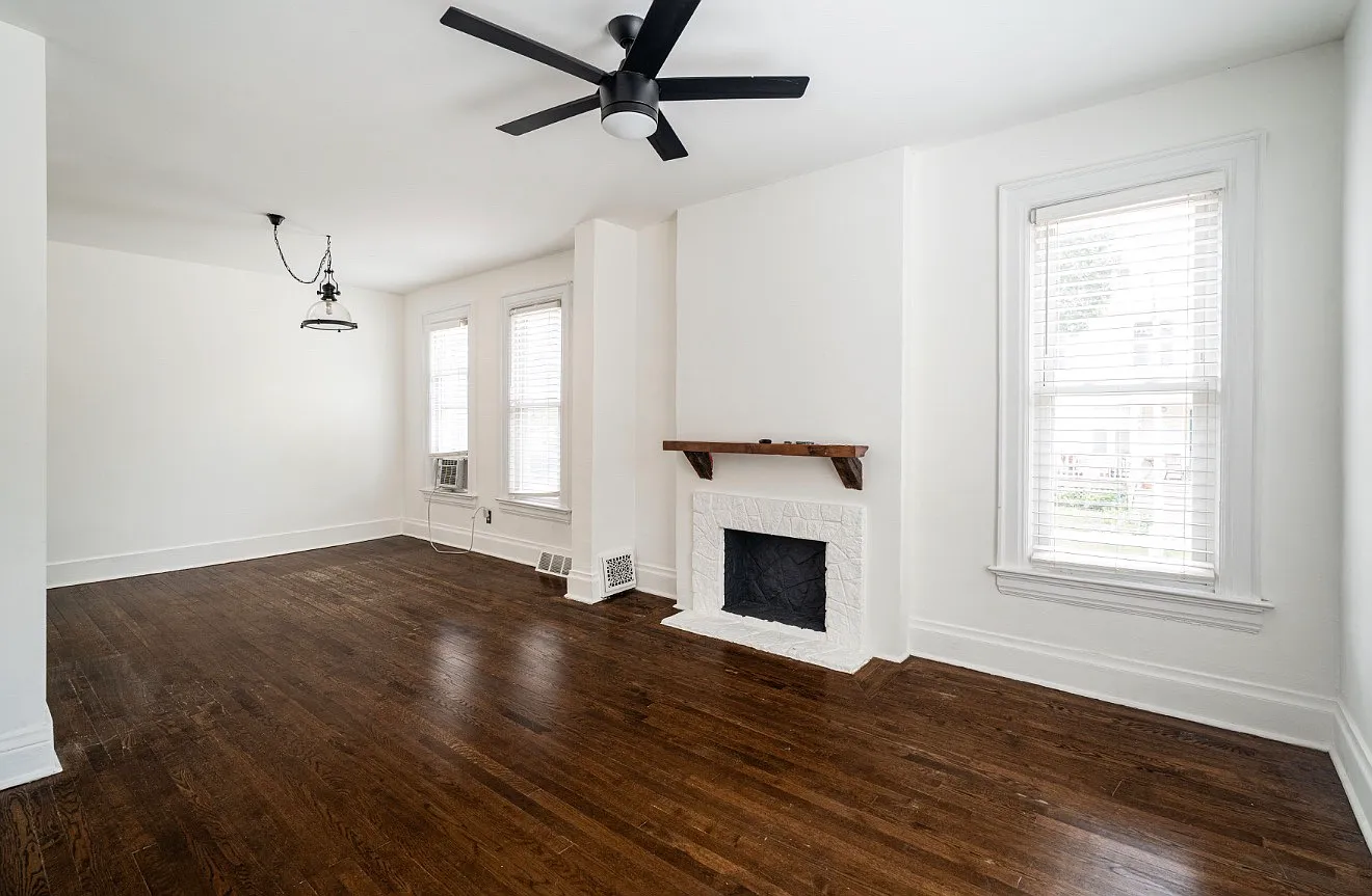 4 bed, 2300 sqft, $2,850 — Photo 3