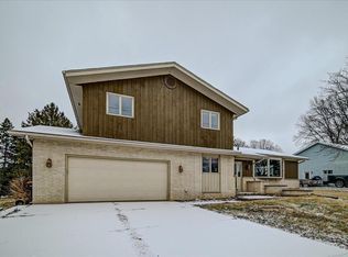 408 School St, Marshall, WI 53559