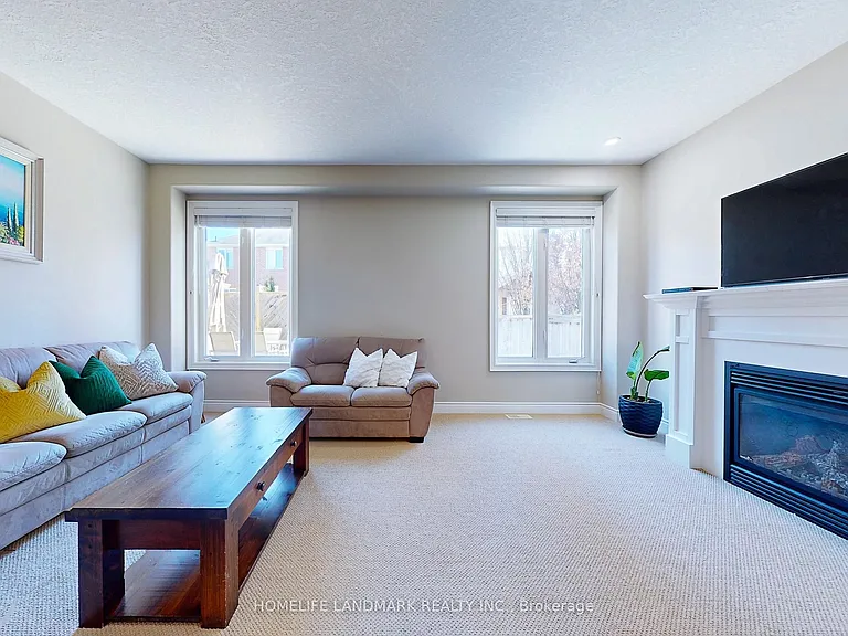 73 Graihawk Dr — Photo 7