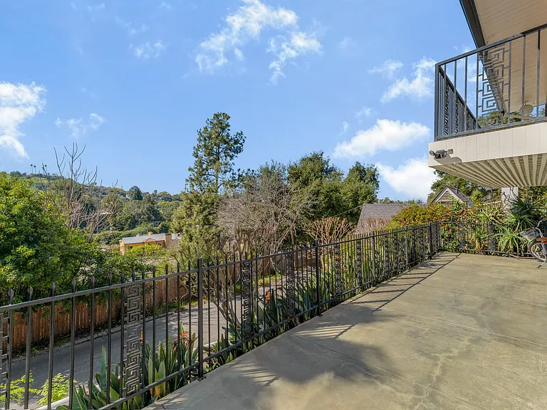 3928 Fairway Ave — Photo 20