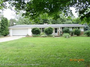 11400 N Hartel Rd, Grand Ledge, MI 48837