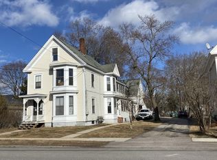 86 Charles St, Rochester, NH 03867