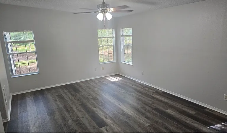6230 Anniedora Ln — Photo 10