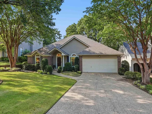 12 Cedar Branch Dr, Little Rock, AR 72223
