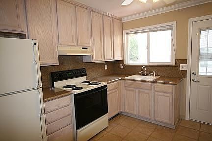 2nd image of 8071 Greenridge Dr APT 74