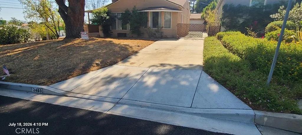 4 bed, 1665 sqft, $4,500 — Photo 2