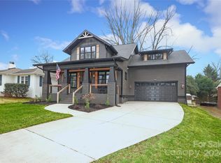 1300 Cortland Rd W, Charlotte, NC 28209