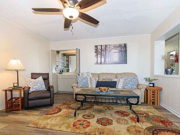 3rd image of 301 Pinnacle Inn Road #2204