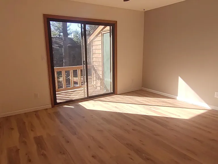 521 Courtwood Ln #8 — Photo 1
