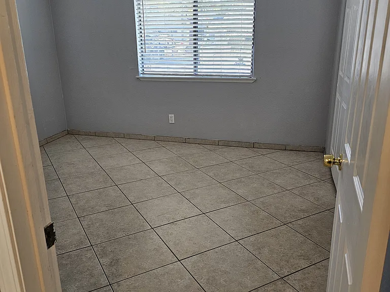 2867 Bamboo Ct — Photo 8