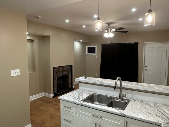 98 Hamilton Rd #1, London, ON N6B 1N3