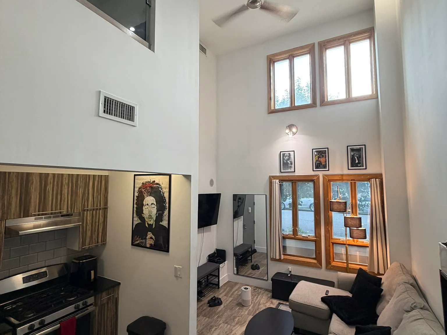 327 Herkimer St — Photo 2