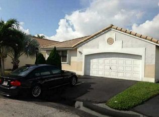 5811 Brighton Ln, Fort Lauderdale, FL 33331