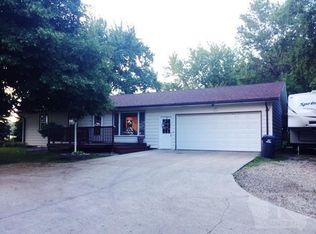 1125 1st Ave SW, Sioux Center, IA 51250